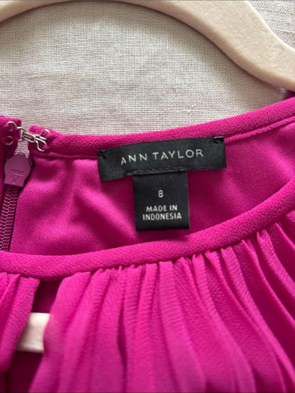Ann Taylor Fuchsia Pleated Midi Dress size 8 - Picture 6 of 6